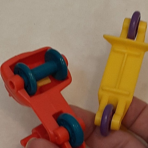 Lot of Vintage Garfield the Cat PVC Toy Figures 1978/1981 Scooters Odie - Picture 9 of 14